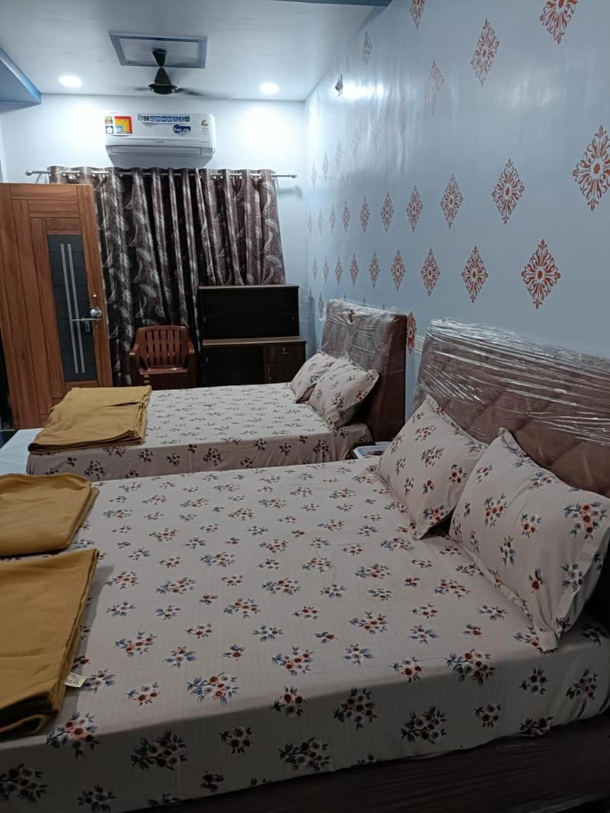 Honest Deluxe Room Garudeshwar Exterior foto